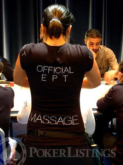 Profession : Massage Girl – Masseuse de joueur de poker