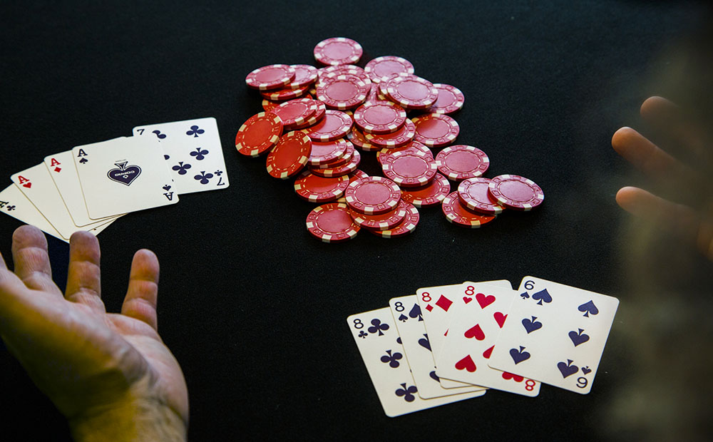 Apprendre à jouer au poker