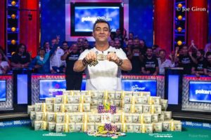 Hossein Ensan champion du monde de poker des WSOP 2019