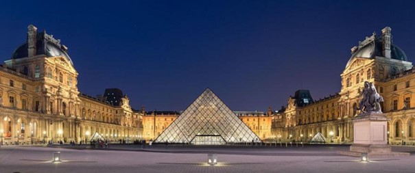 La musee du Louvre.