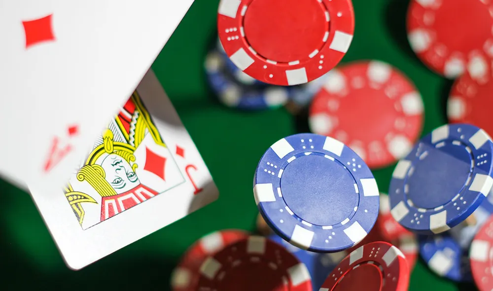 As et Valet de trèfle / Jetons de poker