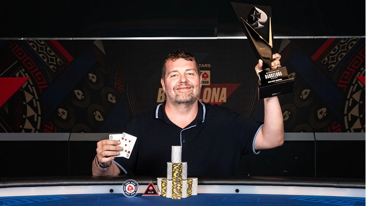 Jason Wheeler remporte le PokerStars Open Main Event à 1 650 € et signe le plus gros gain de sa carrière : 731 000 €.
