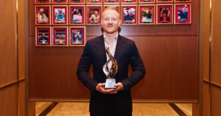 Jason Koon, légende des Triton et ambassadeur PokerStars, est entré au Hall of Fame en août 2026.